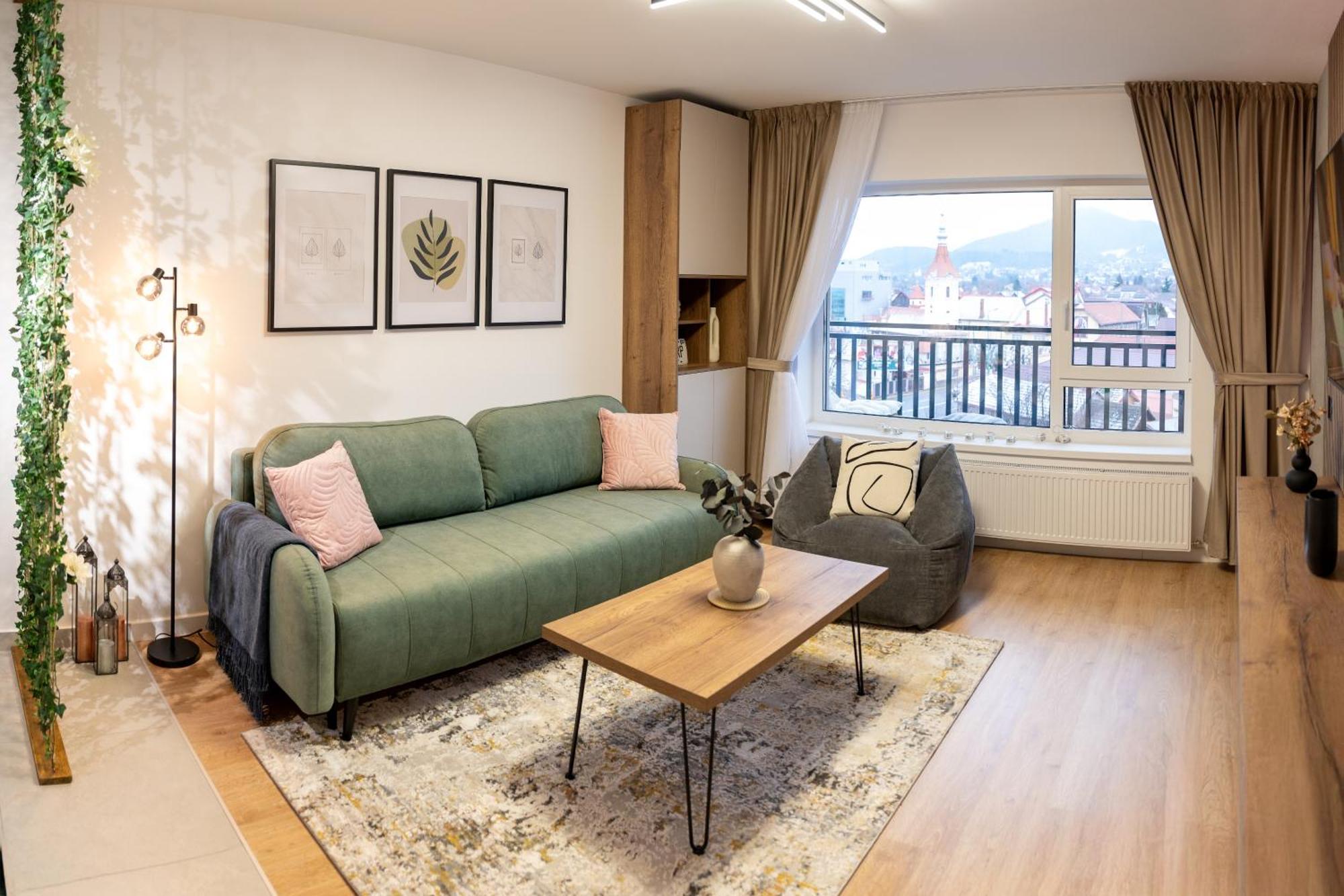 Mountain And View With Underground Parking Apartament *